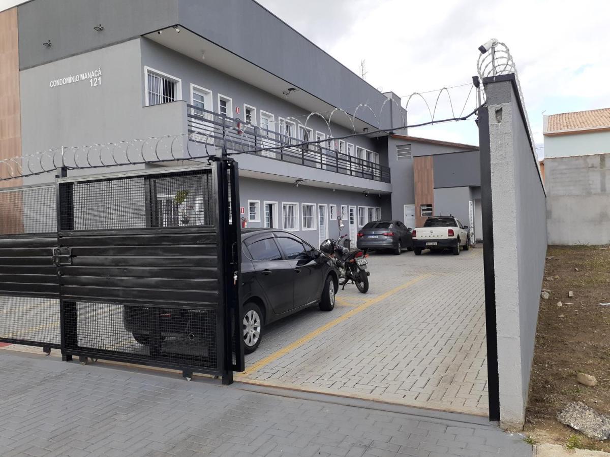 Loft4 Completo Ar Canais Assinat Garagem Internet Prox Aparecida E Industrias Apartman Pindamonhangaba Kültér fotó